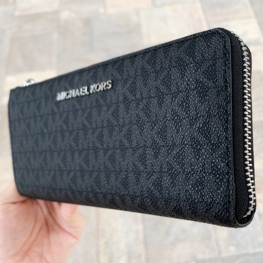 Gaby’sBags👜💕-NWT Michel Kors Large Wallet Black - Picture 3 of 4
